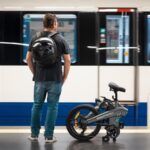 smartGyro Nimbus - Bicicleta eléctrica urbana plegable, 250 W, 60 km, Verde - Imagen 6